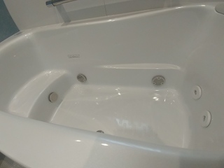 楽湯搭載のファーストクラス浴槽